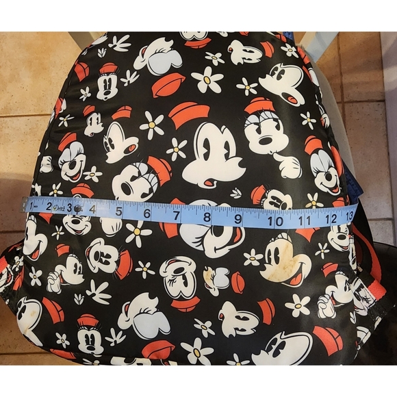🦋 Disney Mickey Mouse Backpack Black, Red & White - Picture 12 of 14